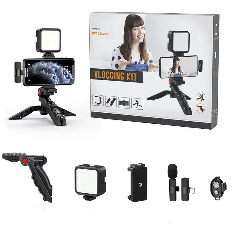 Mobile Vlogging Kit | Fill Light, Microphone & Desktop Tripod Stand