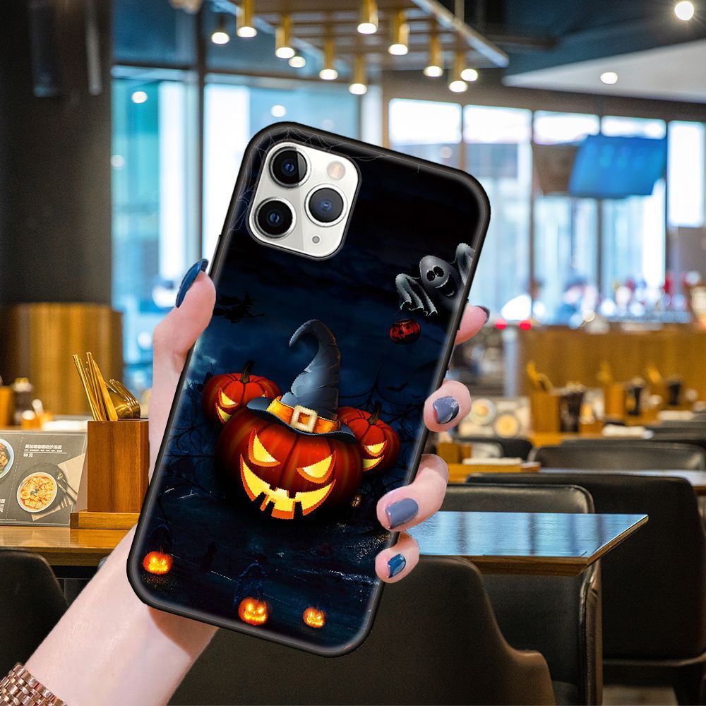 Festive Jack O' Lantern Cat Phone Case | Fun Halloween Design Cover